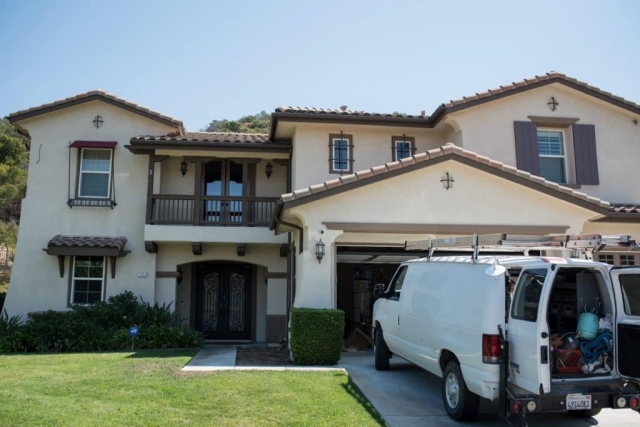 The Corona, CA based Arctic Metal Works team created a custom wine cellar design built with spray foam insulation and backup cooling unit.